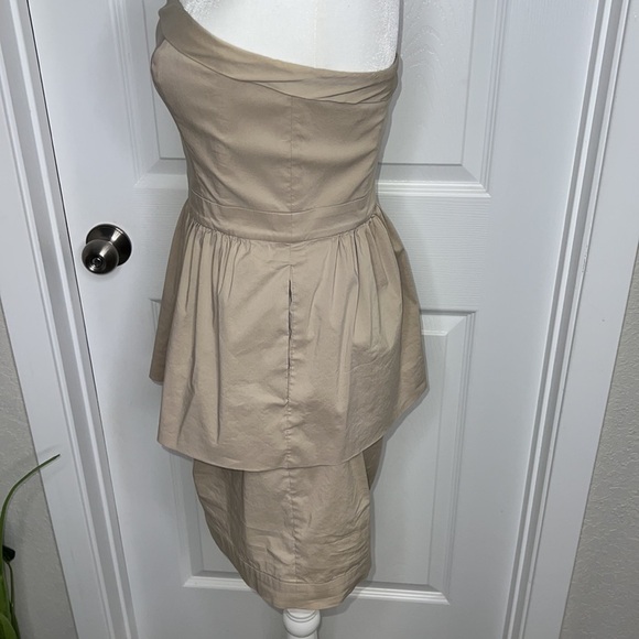 BCBG MAXAZRIA Tiered Ruffle Boho Y2K Beach Dirty Dancing Strapless Mini Dress - Picture 2 of 7